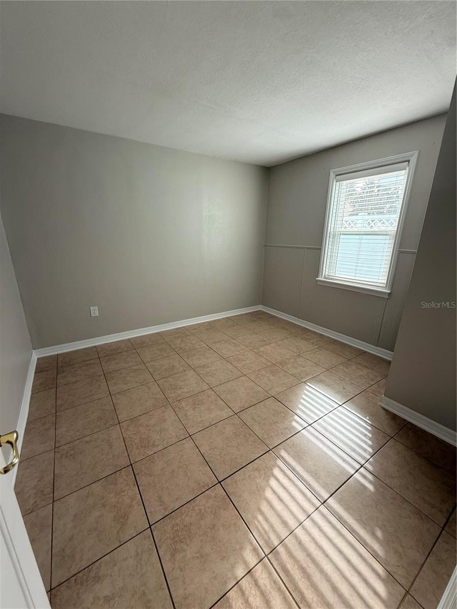 Image 8 of 17 For 2223 Central Avenue