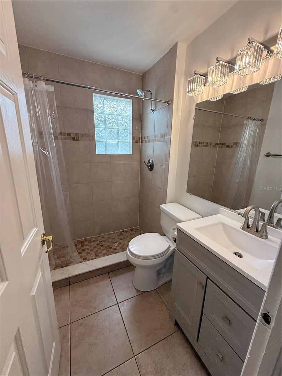 Image 9 of 17 For 2223 Central Avenue