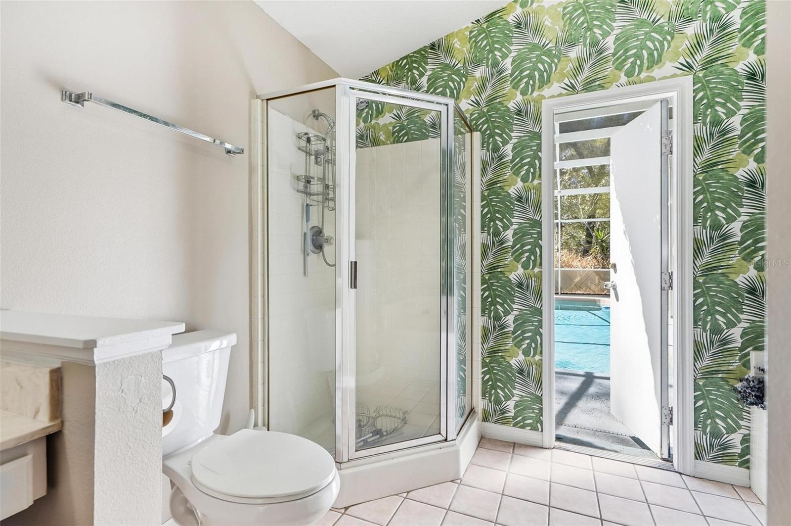 Image 19 of 57 For 610 Summit Avenue