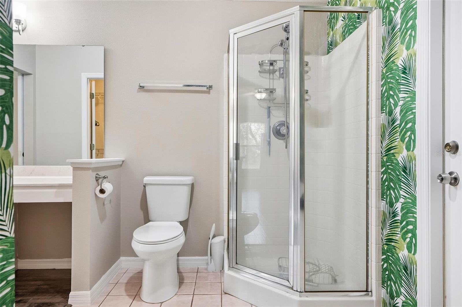 Image 21 of 57 For 610 Summit Avenue