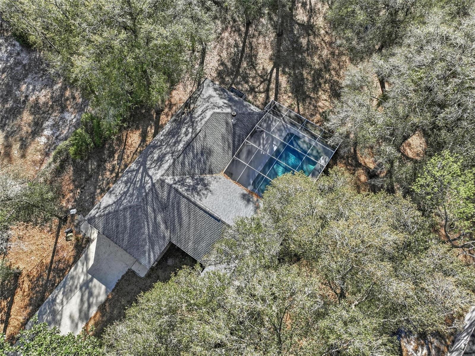 Image 49 of 57 For 610 Summit Avenue