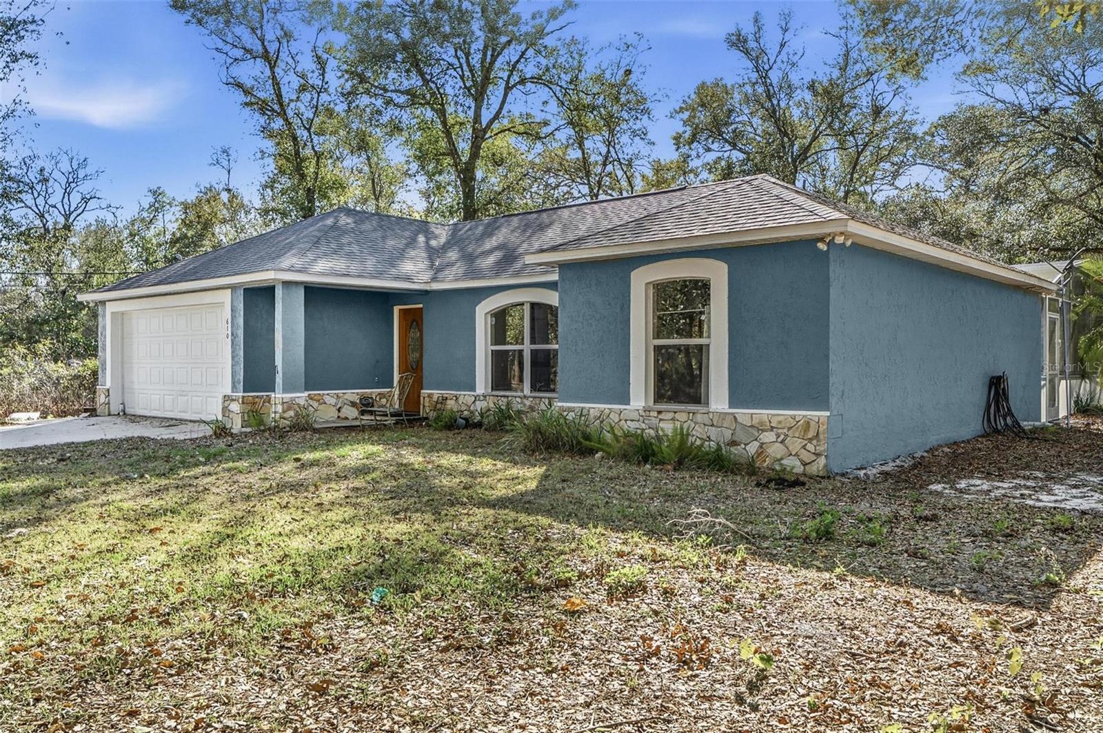 Image 53 of 57 For 610 Summit Avenue