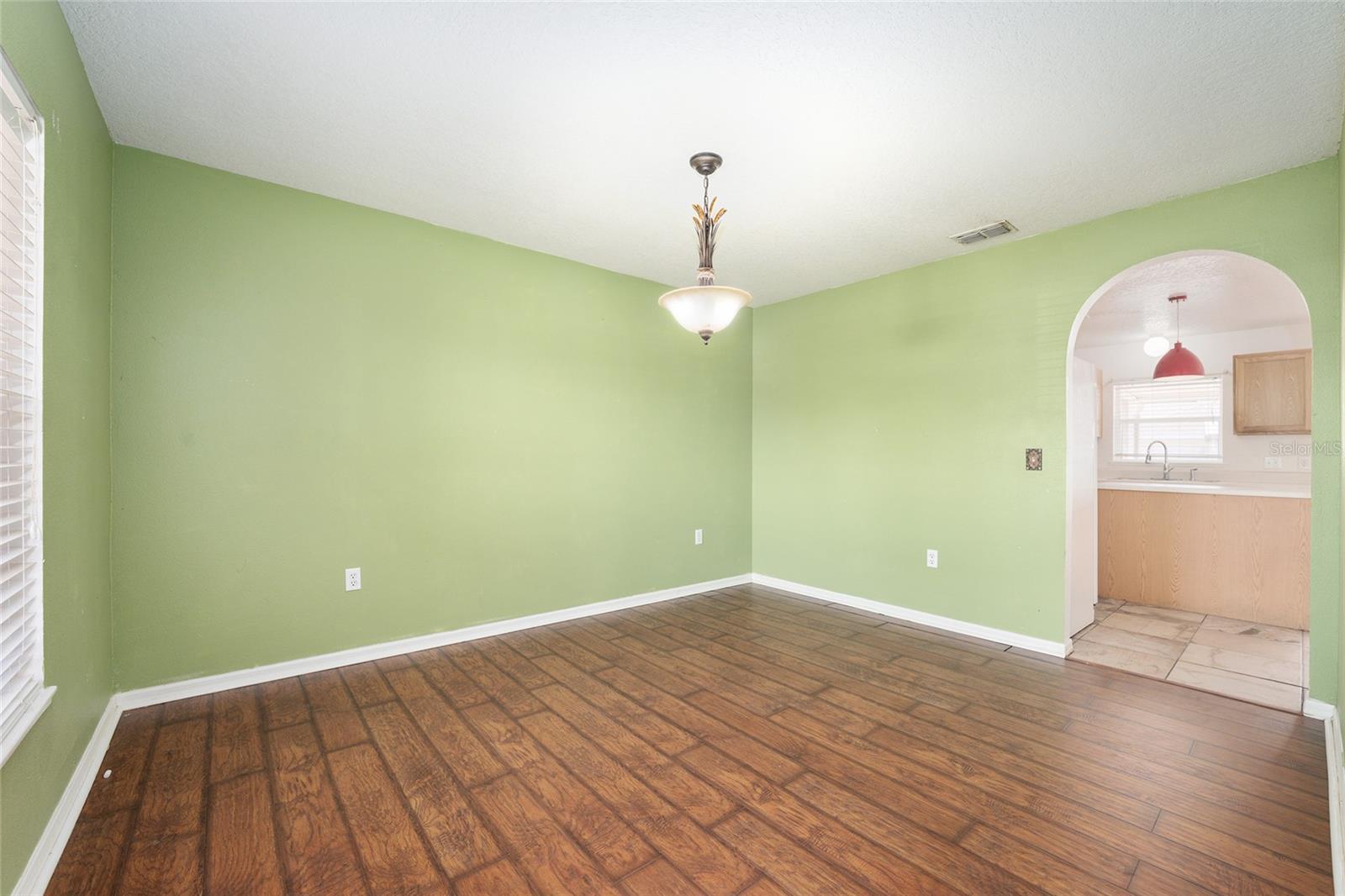 Image 24 of 79 For 2731 161st Loop