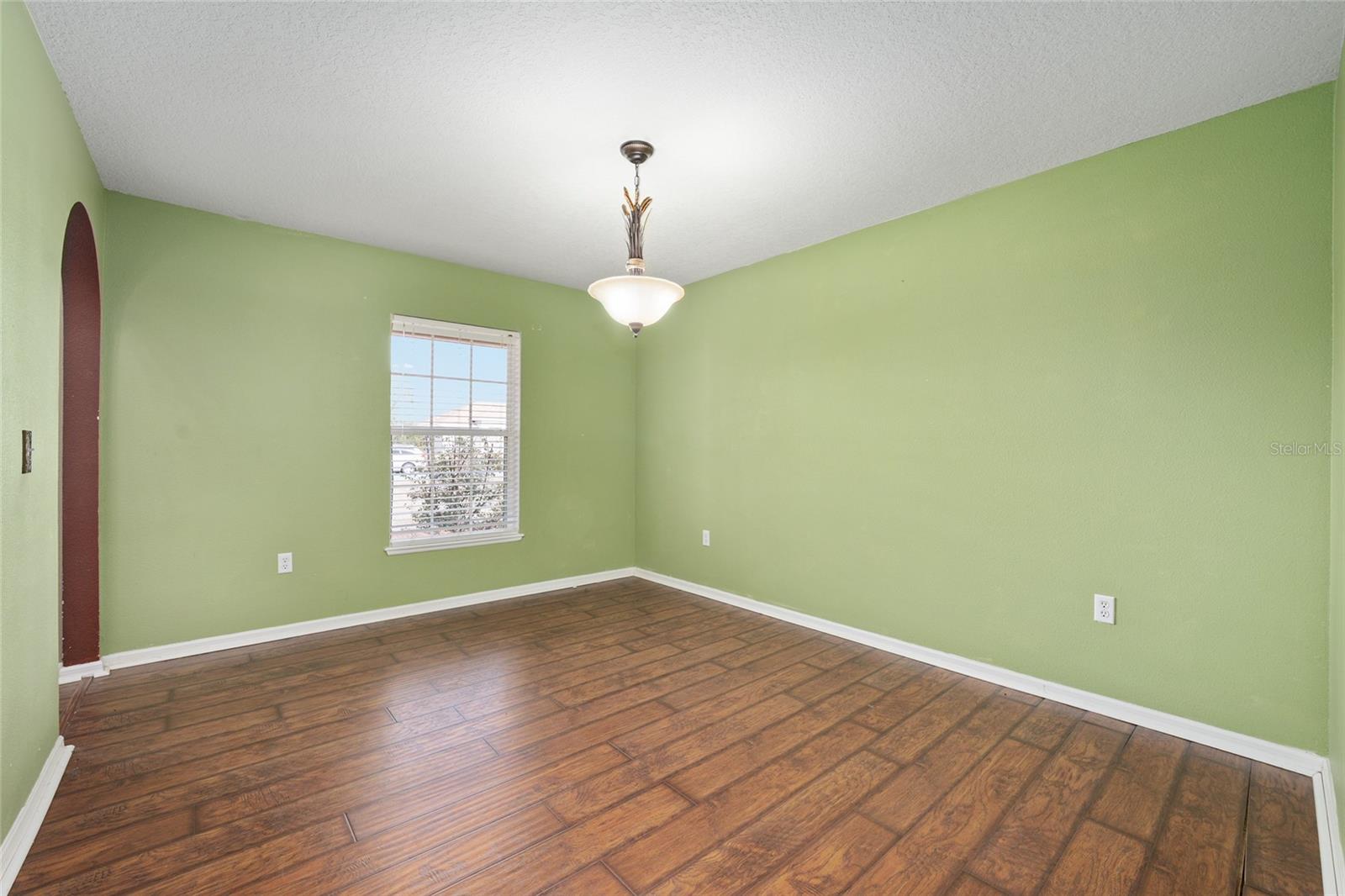 Image 27 of 79 For 2731 161st Loop