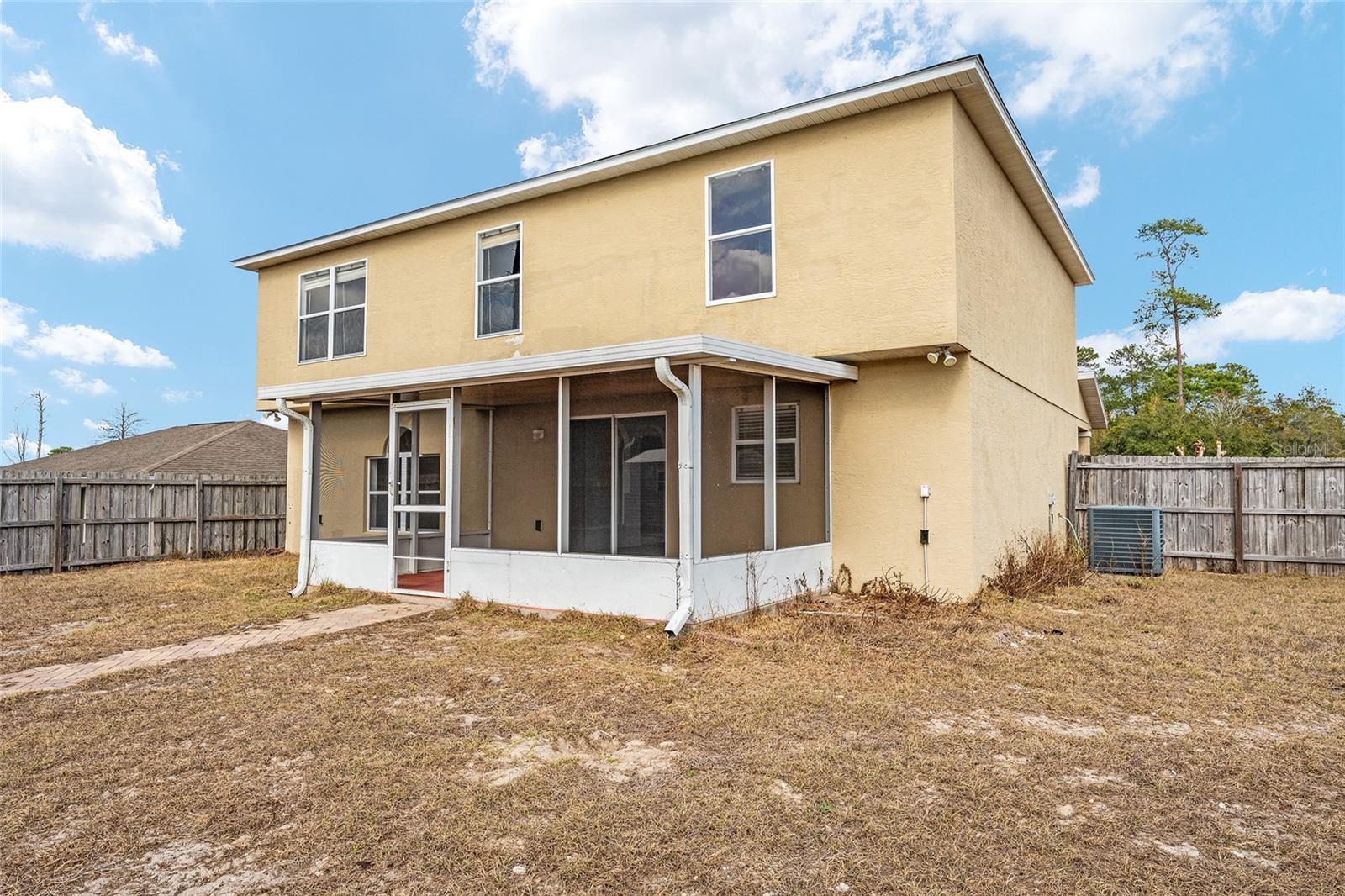 Image 56 of 79 For 2731 161st Loop