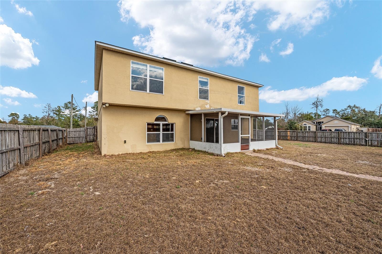 Image 58 of 79 For 2731 161st Loop