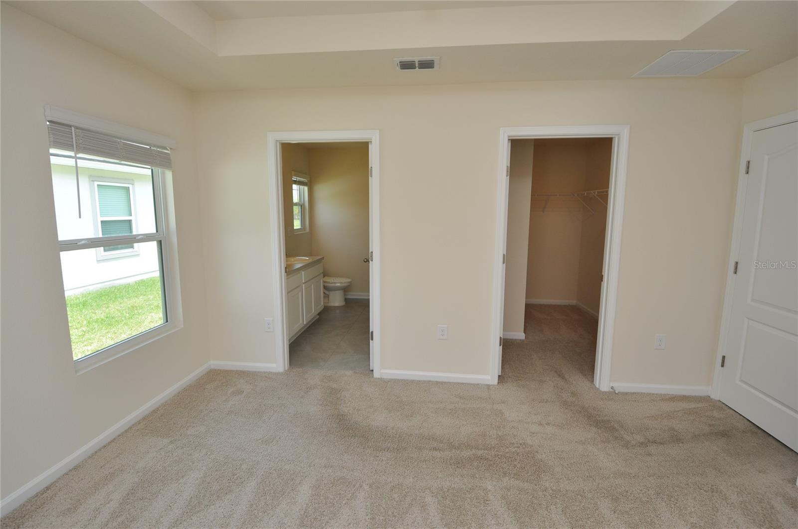 Image 18 of 33 For 80 Oakleaf Way