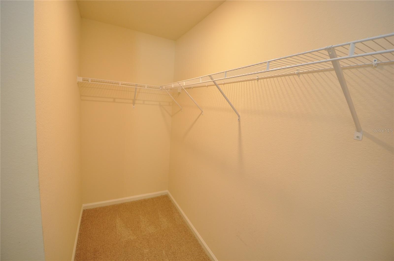 Image 19 of 33 For 80 Oakleaf Way