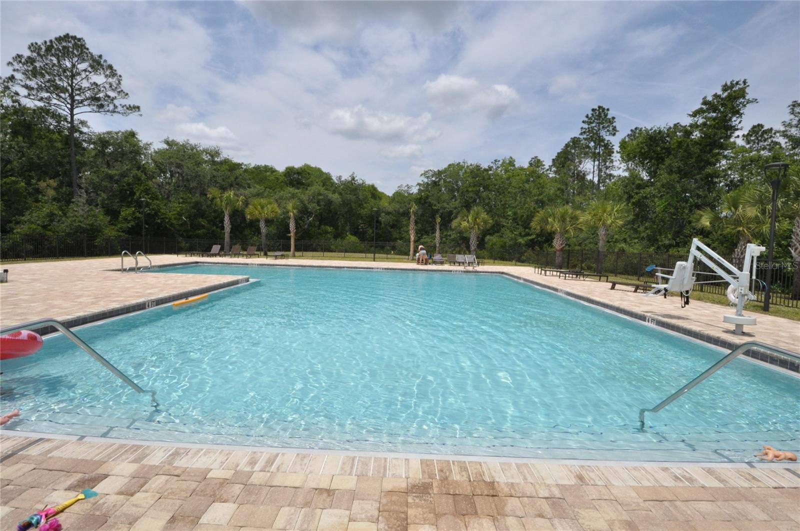 Image 30 of 33 For 80 Oakleaf Way