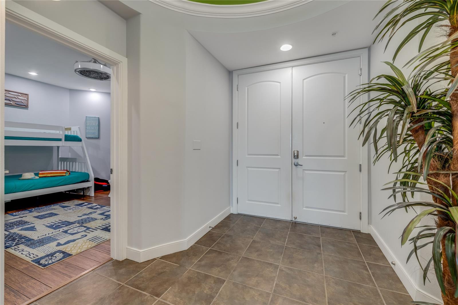 Image 22 of 51 For 1925 Atlantic Avenue 1005