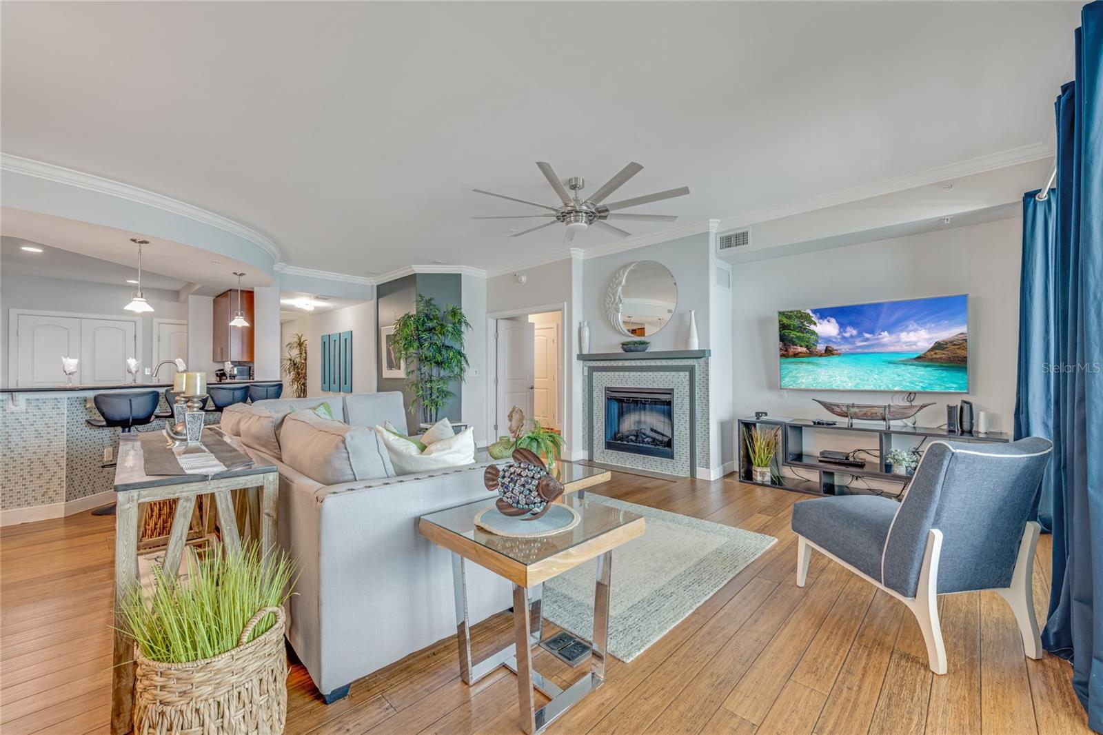 Image 37 of 51 For 1925 Atlantic Avenue 1005