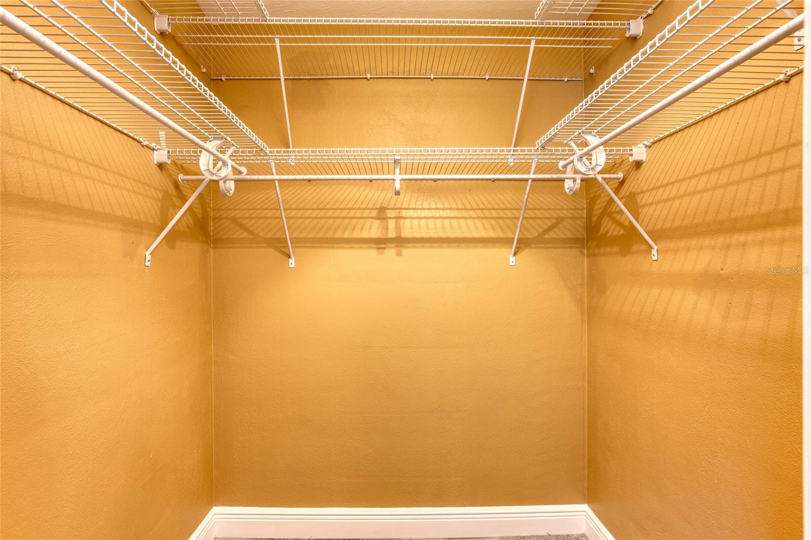 Image 28 of 68 For 19 Woodhaven Circle