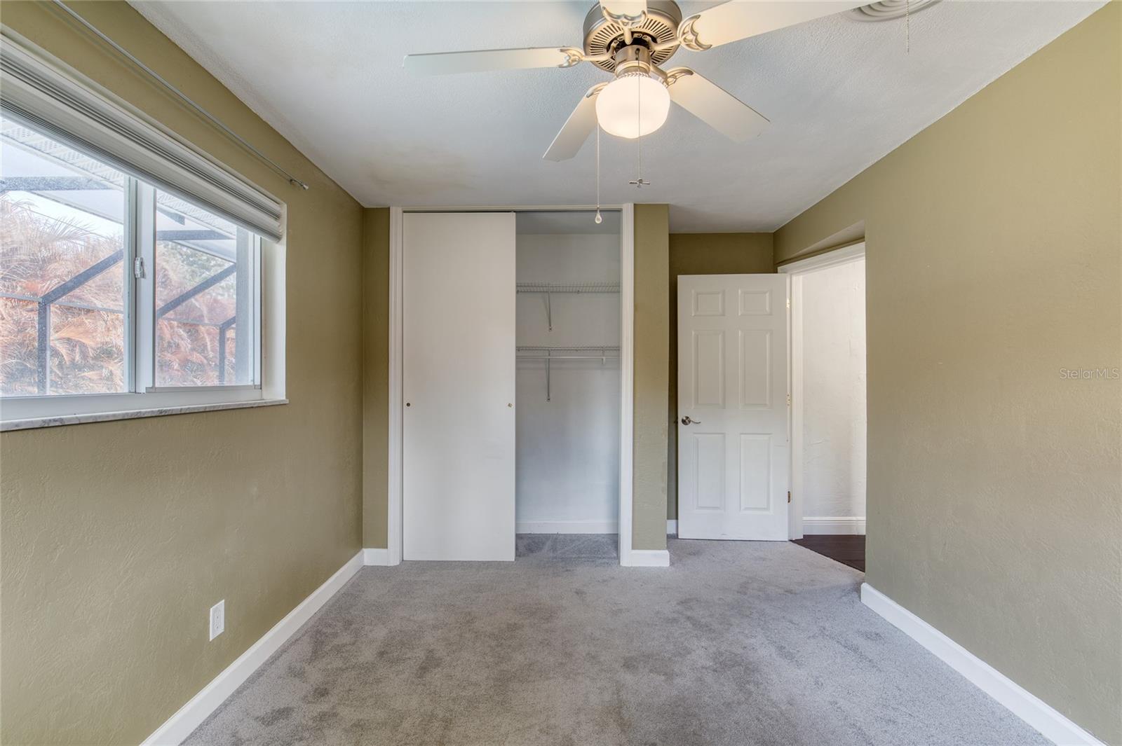 Image 32 of 68 For 19 Woodhaven Circle