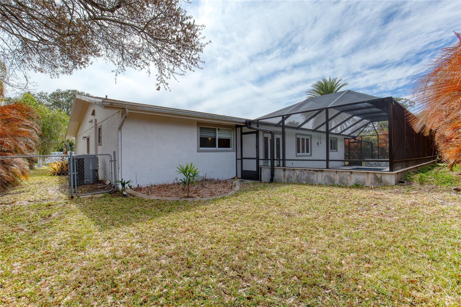 Image 48 of 68 For 19 Woodhaven Circle