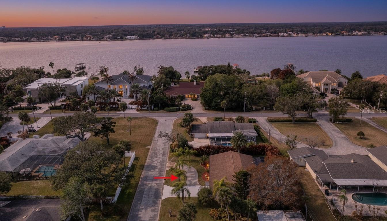 Image 53 of 68 For 19 Woodhaven Circle