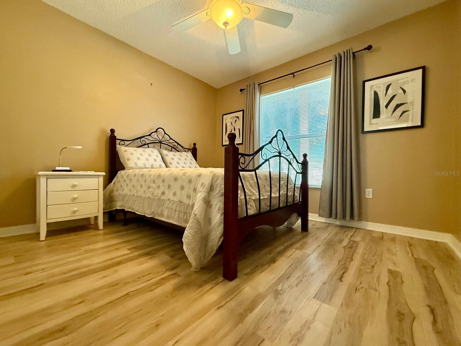 Image 10 of 21 For 14 Burland Place