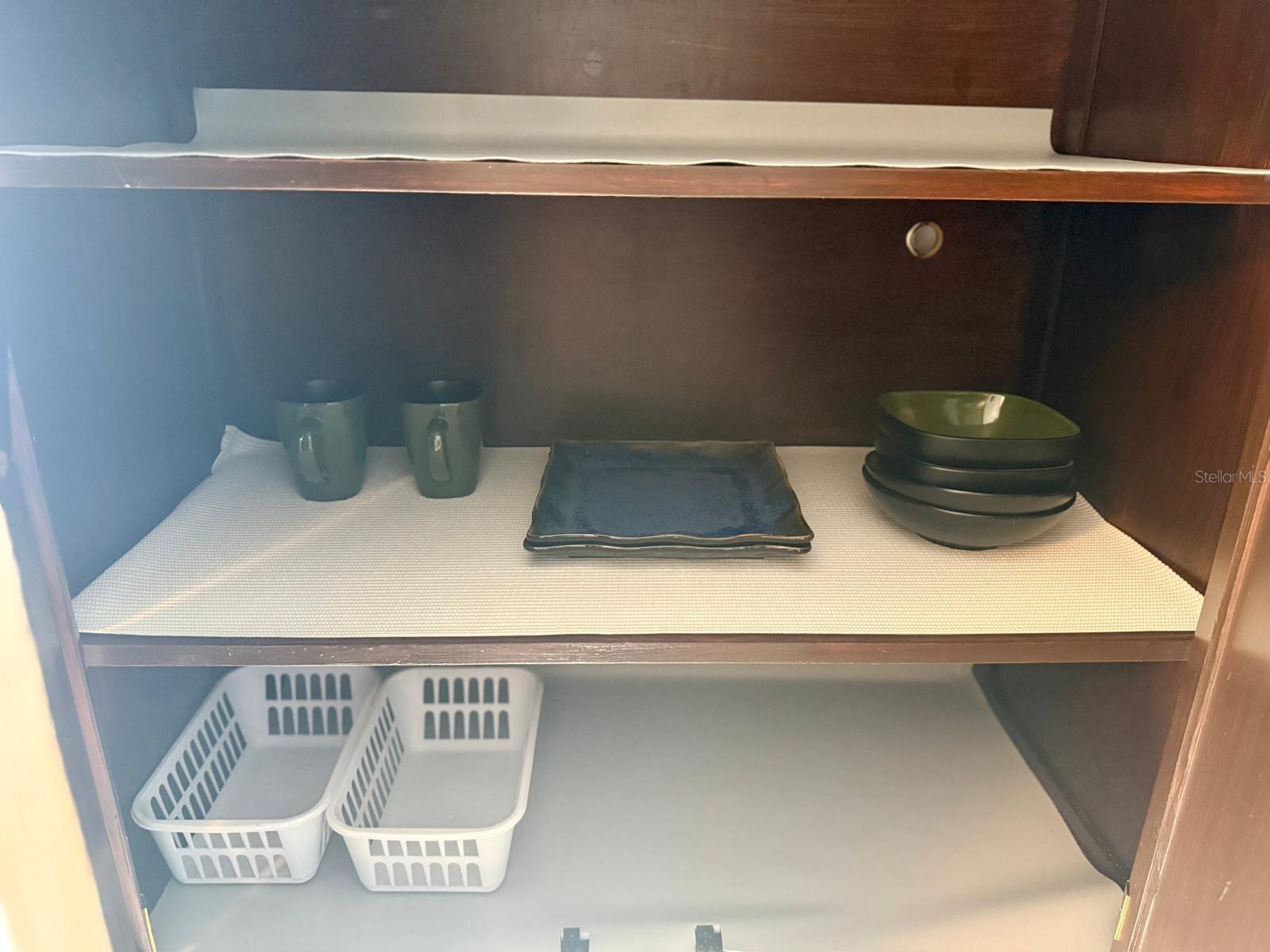 Image 5 of 21 For 14 Burland Place