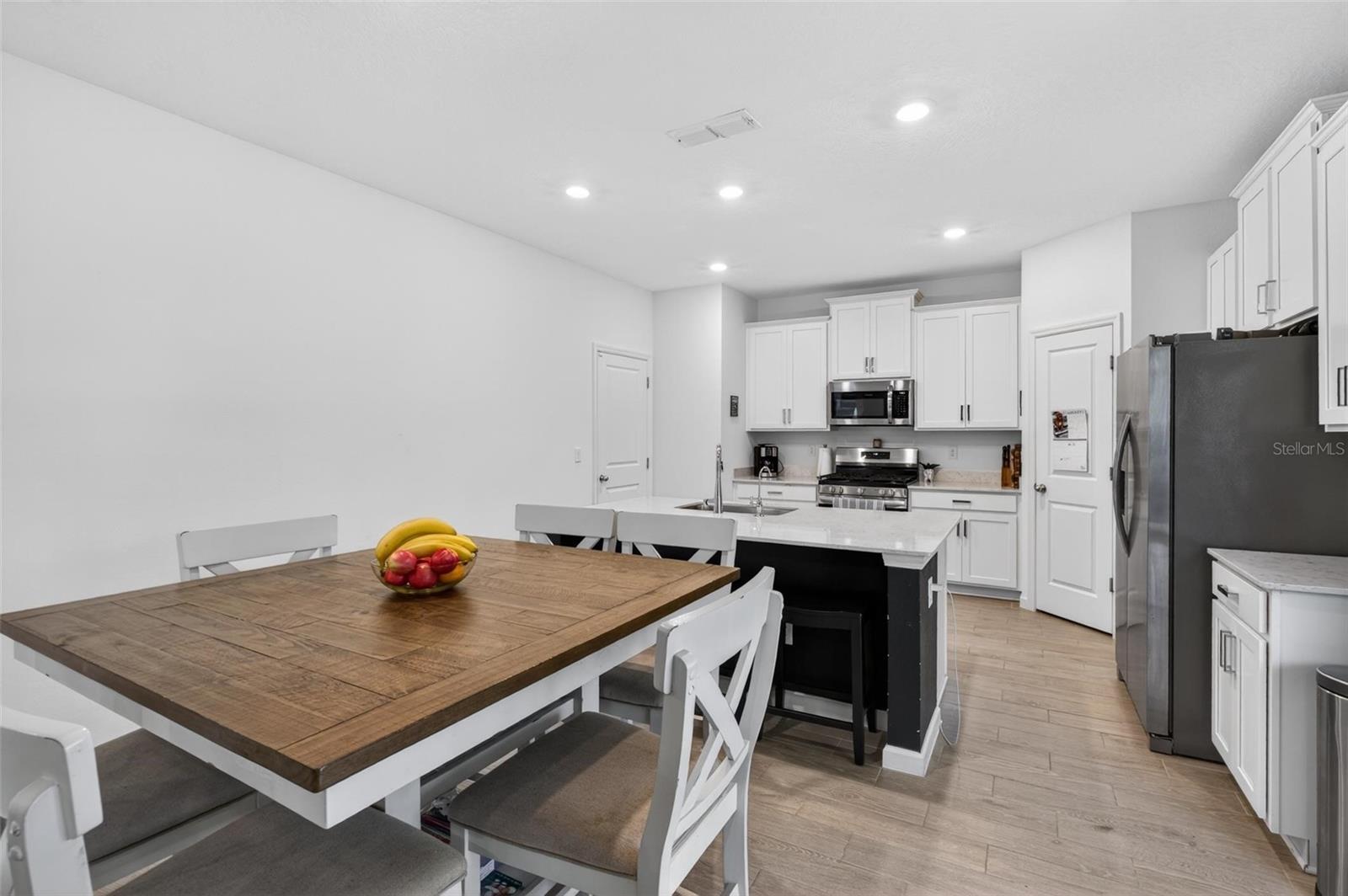 Image 20 of 53 For 177 White Rabbit Run