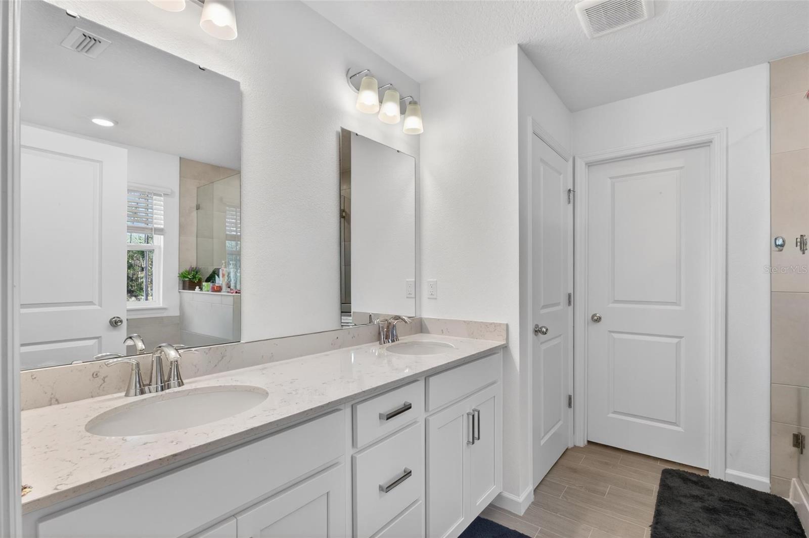 Image 32 of 53 For 177 White Rabbit Run