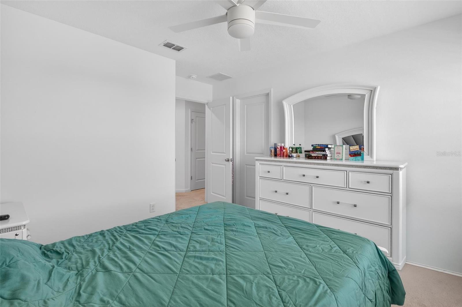 Image 37 of 53 For 177 White Rabbit Run