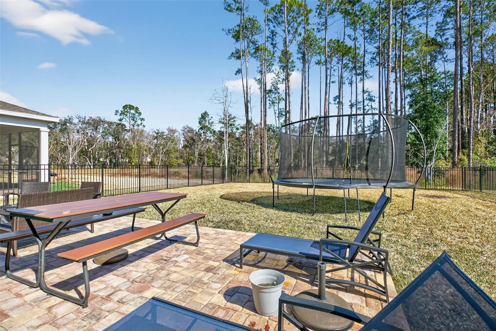 Image 47 of 53 For 177 White Rabbit Run