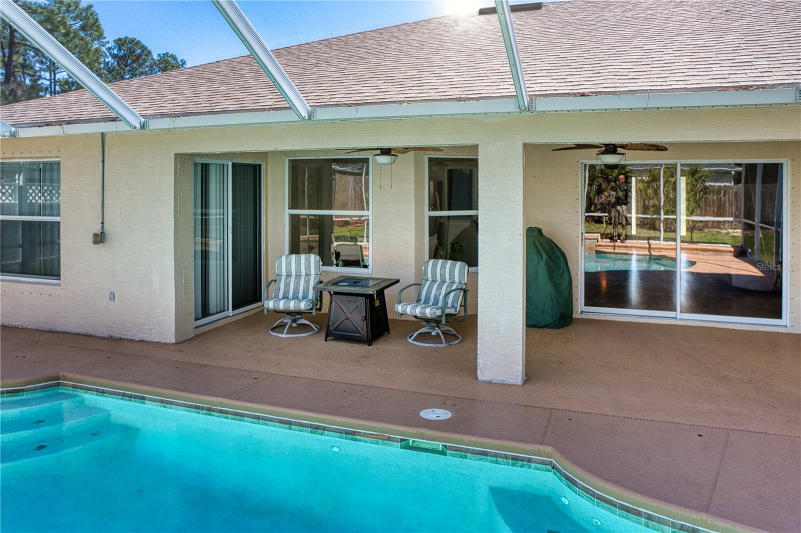 Image 37 of 60 For 20 Burning Wick Place