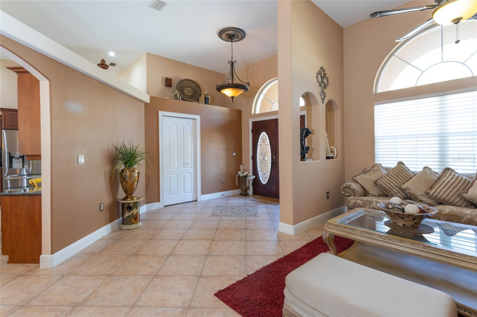 Image 11 of 50 For 22 Seathorn Path