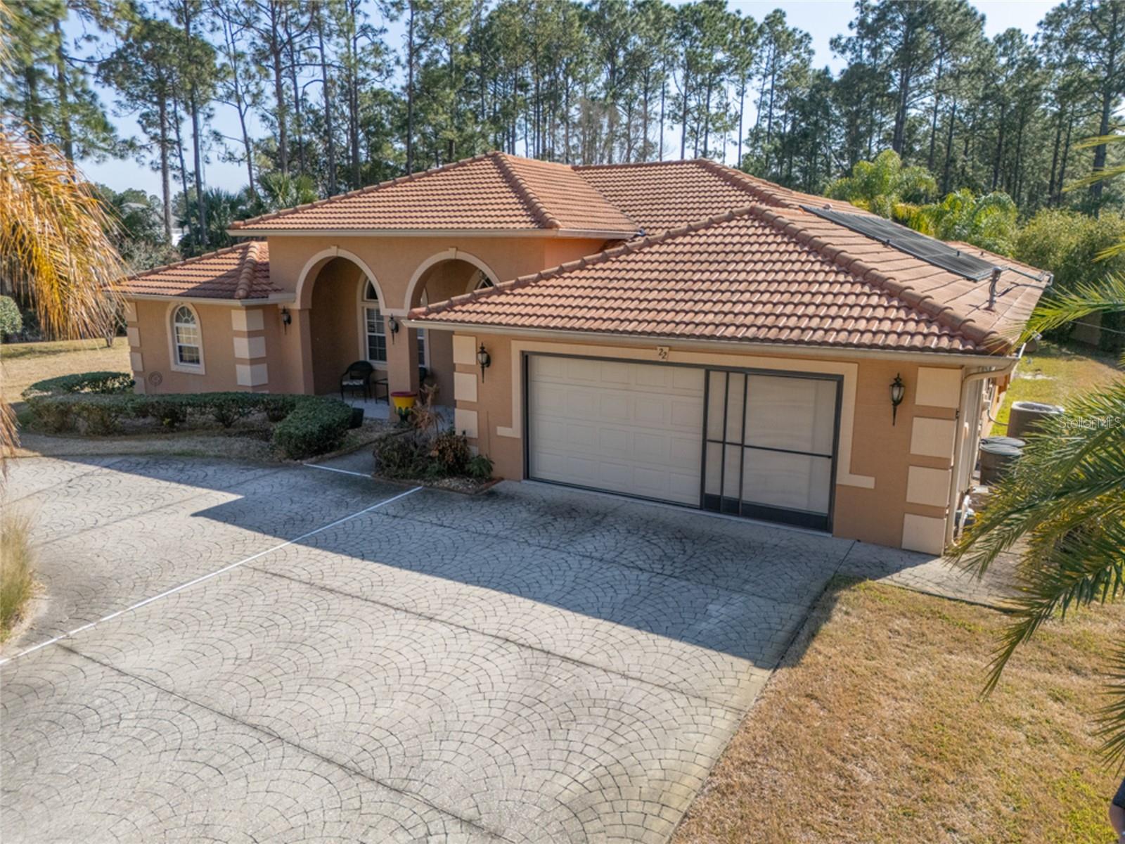 Image 17 of 50 For 22 Seathorn Path