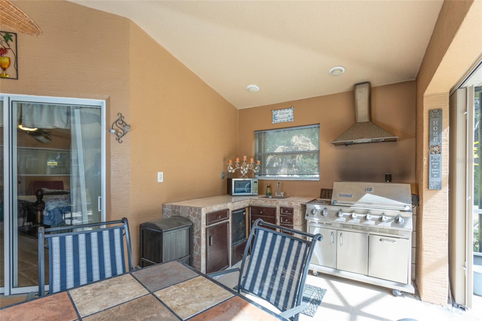 Image 36 of 50 For 22 Seathorn Path