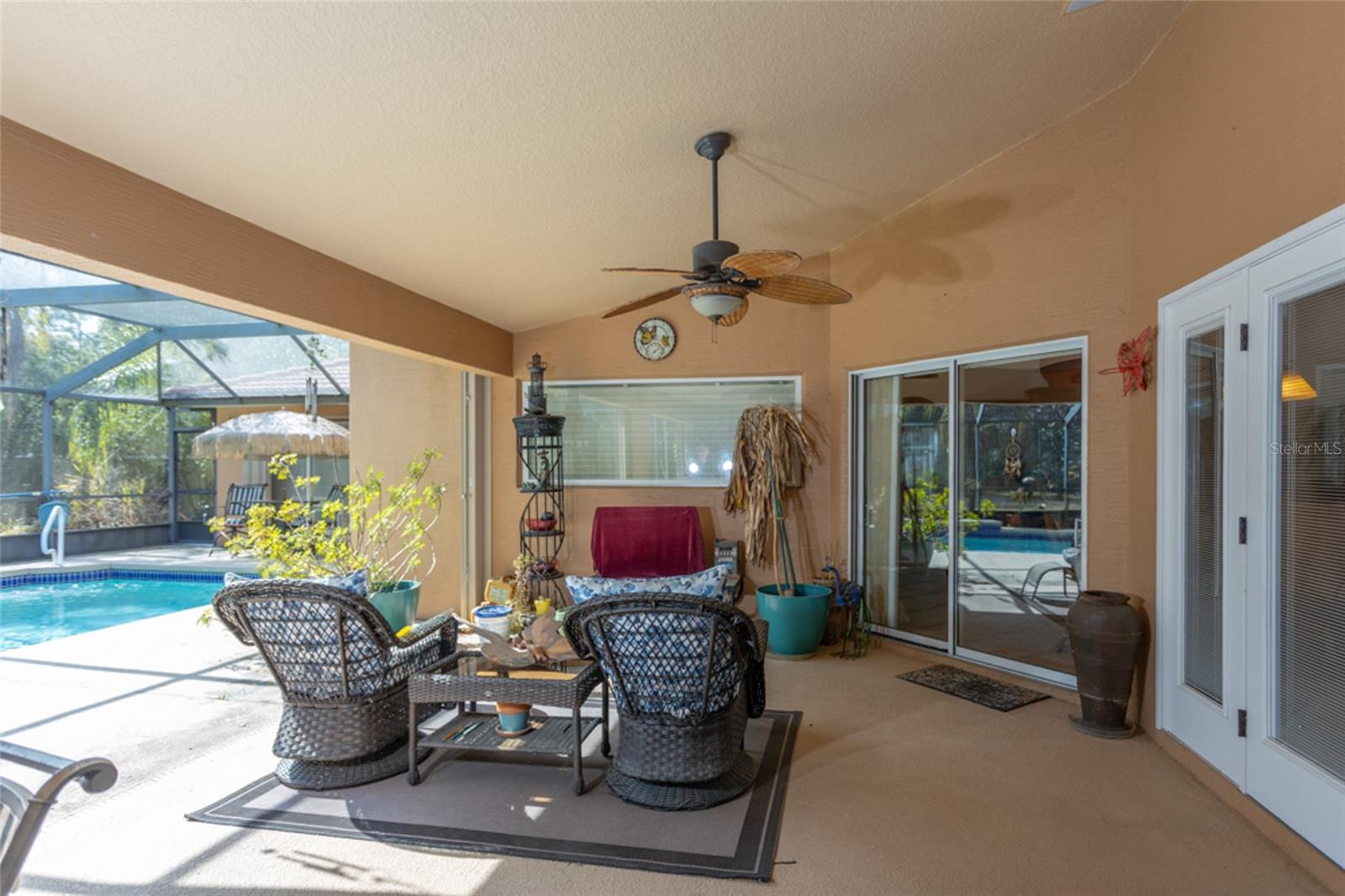 Image 38 of 50 For 22 Seathorn Path