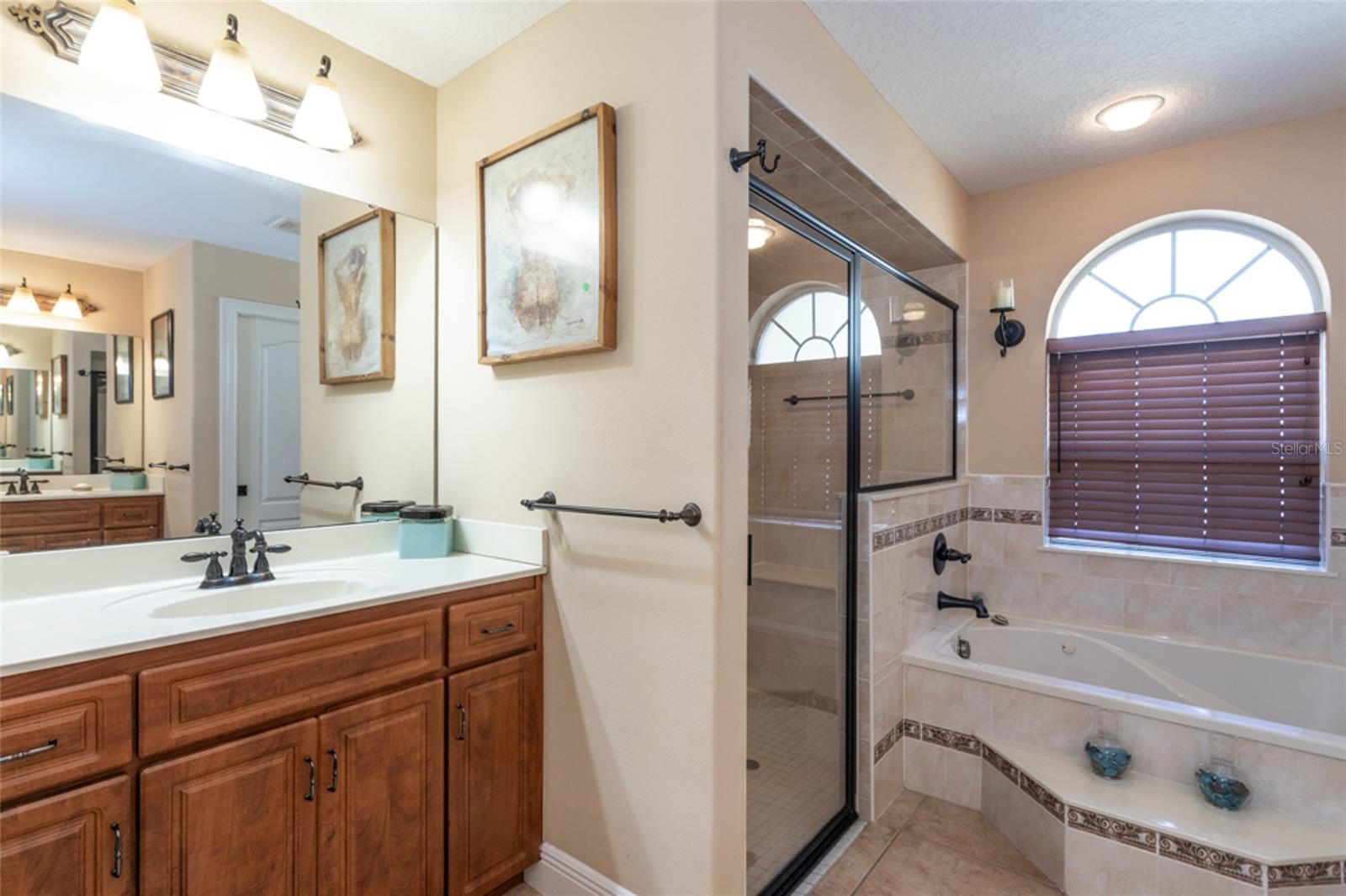 Image 7 of 50 For 22 Seathorn Path