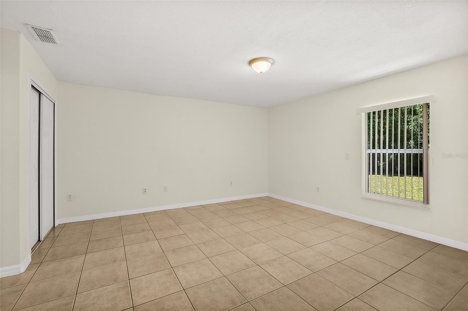 Image 16 of 48 For 18 Prospect Lane A & B