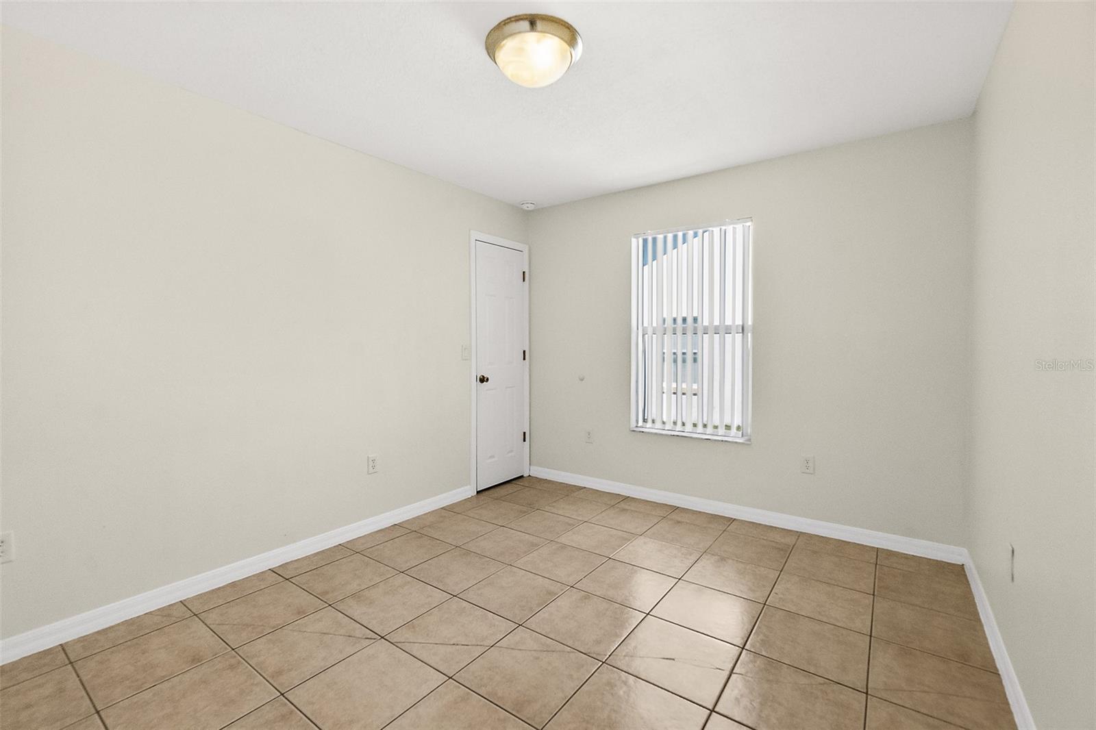 Image 21 of 48 For 18 Prospect Lane A & B