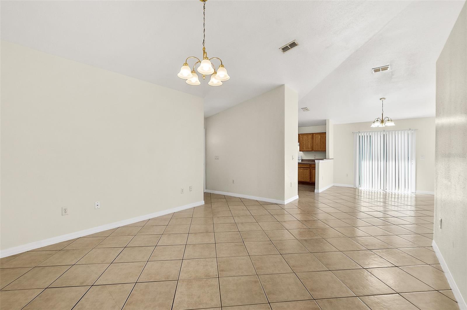 Image 29 of 48 For 18 Prospect Lane A & B