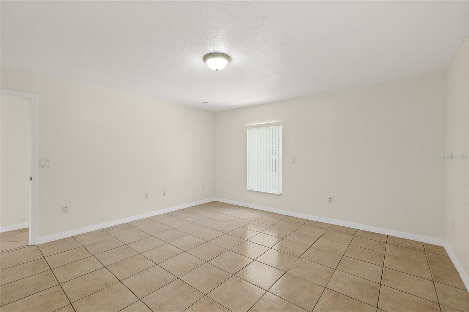 Image 34 of 48 For 18 Prospect Lane A & B