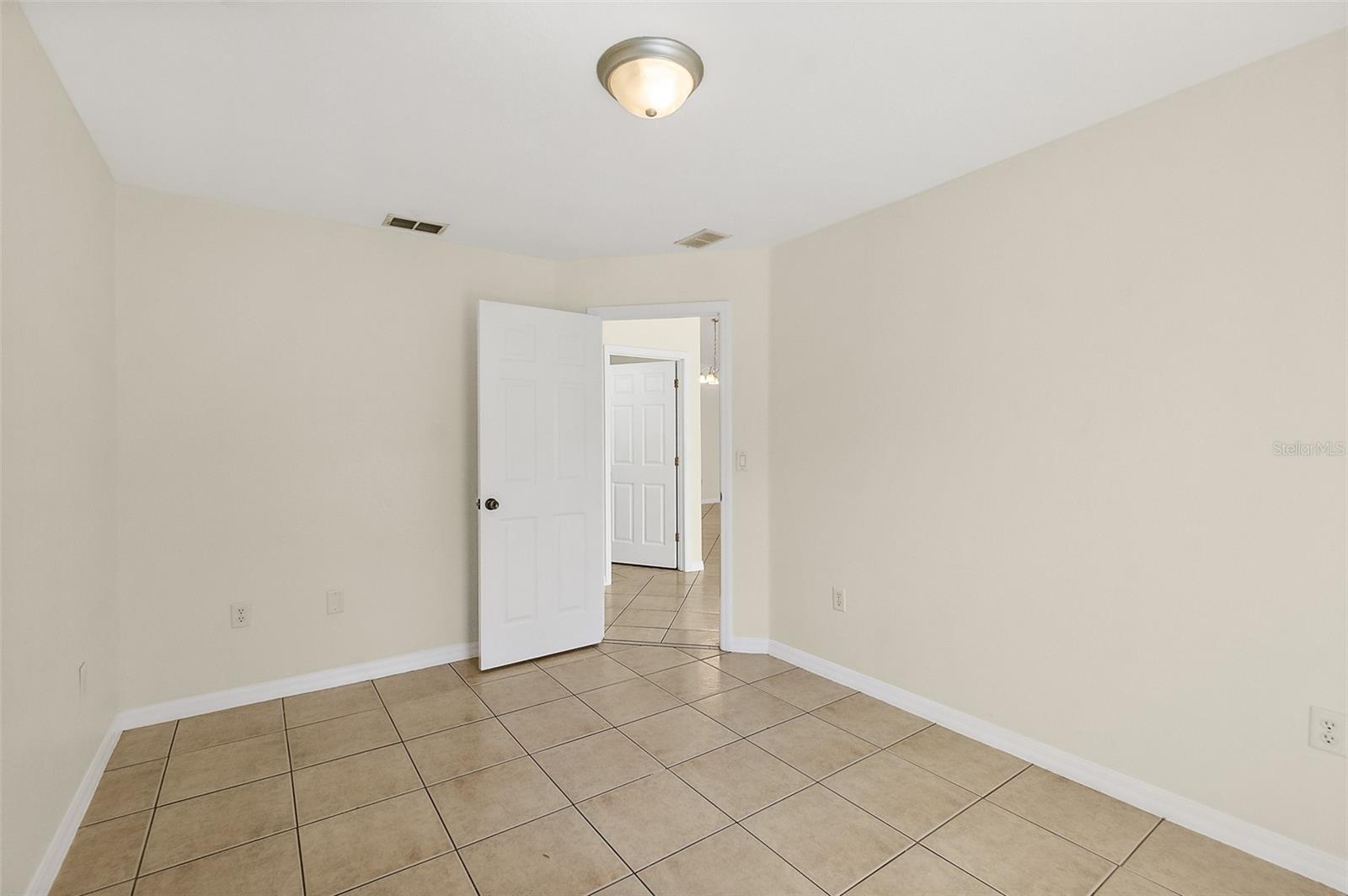 Image 38 of 48 For 18 Prospect Lane A & B