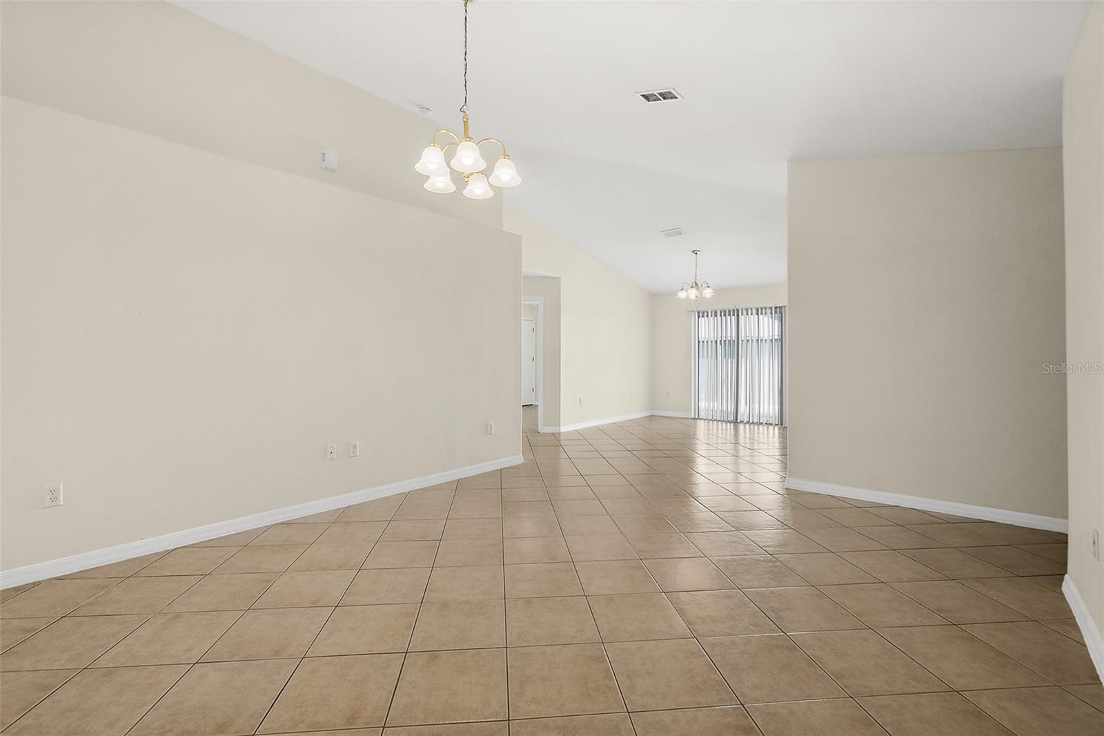 Image 5 of 48 For 18 Prospect Lane A & B