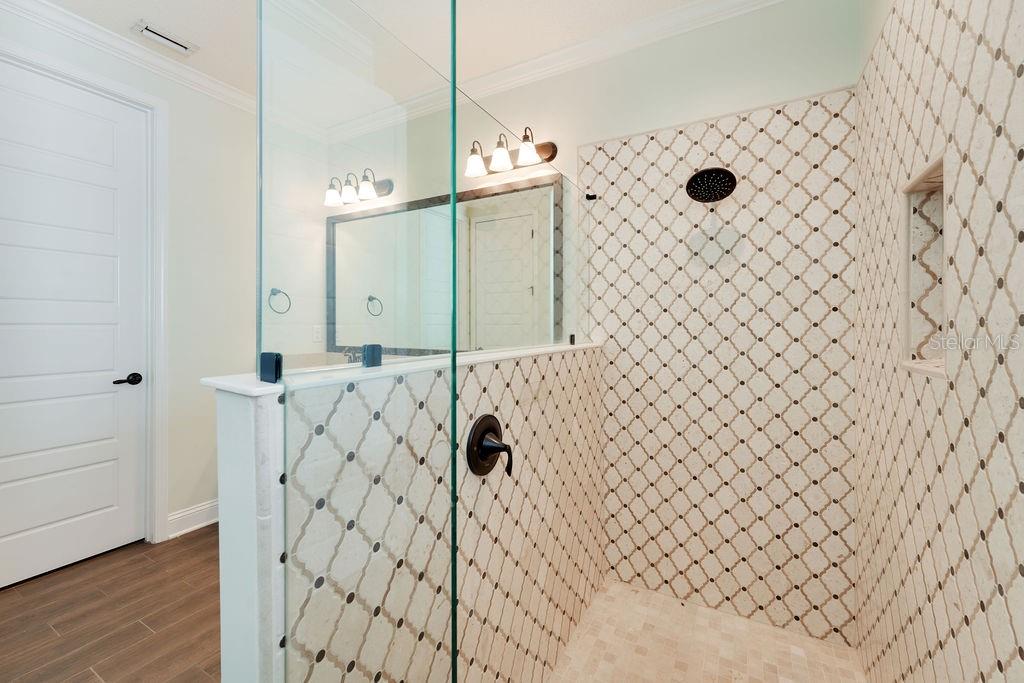 Image 24 of 53 For 4 Hidden Treasure Drive