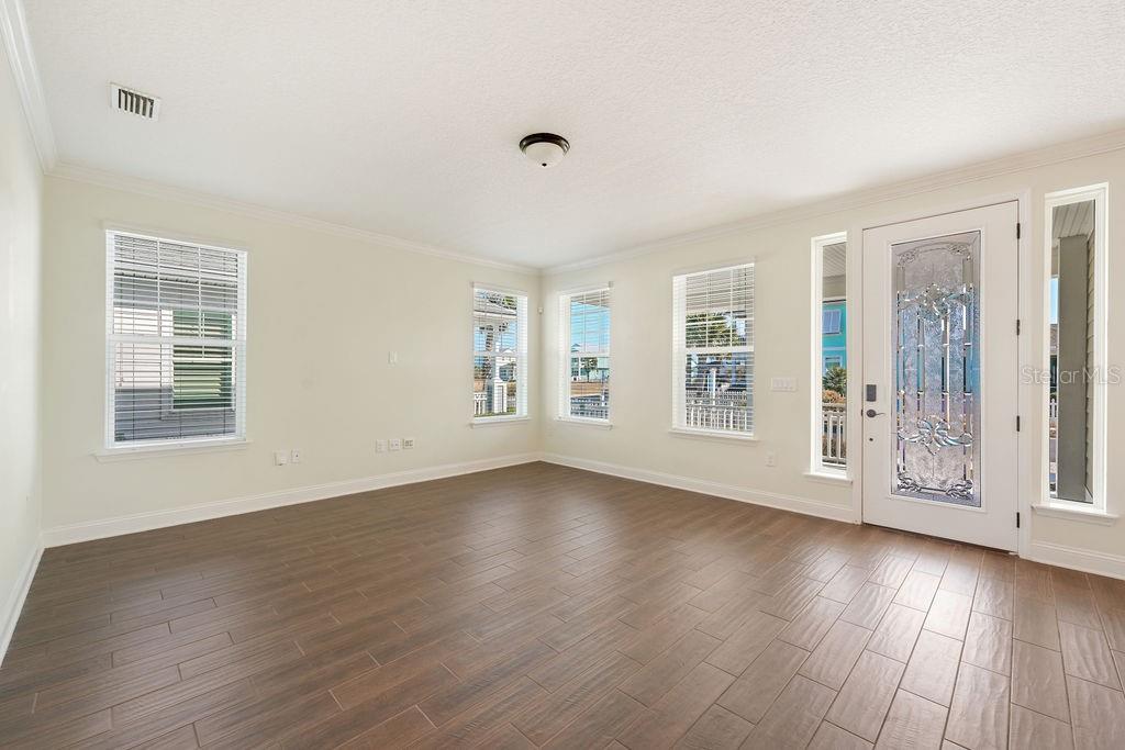 Image 4 of 53 For 4 Hidden Treasure Drive