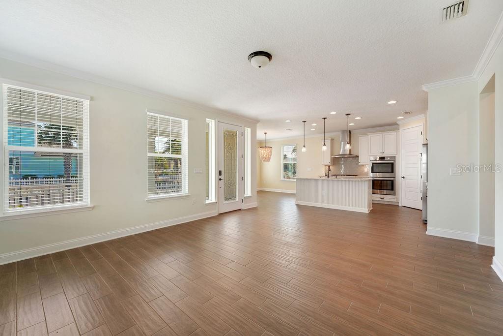 Image 5 of 53 For 4 Hidden Treasure Drive