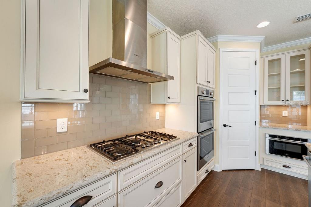 Image 9 of 53 For 4 Hidden Treasure Drive