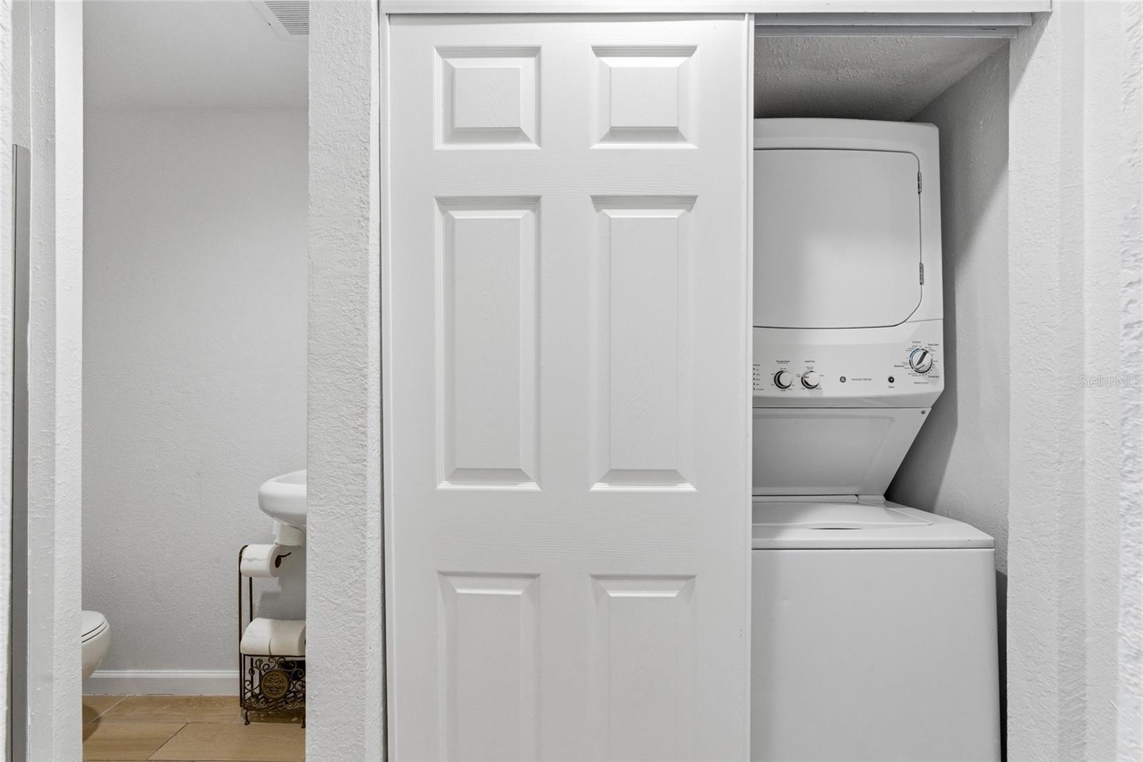 Image 21 of 36 For 881 Catfish Avenue