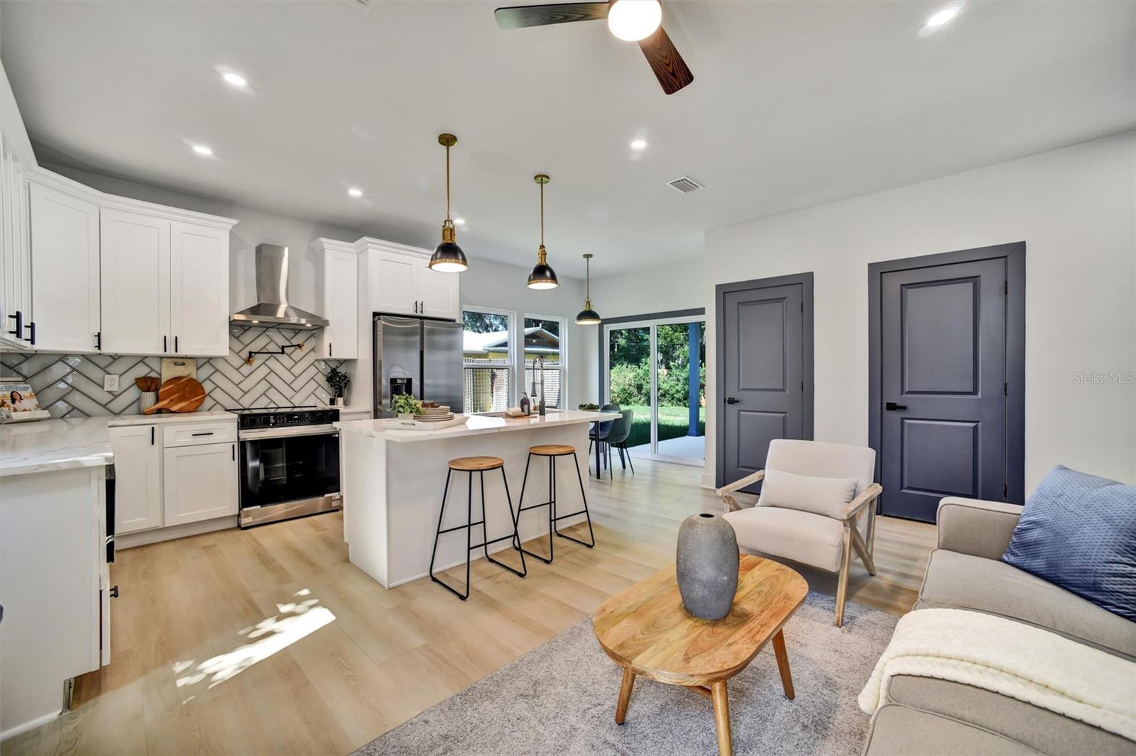 Image 10 of 37 For 18 Clark Street