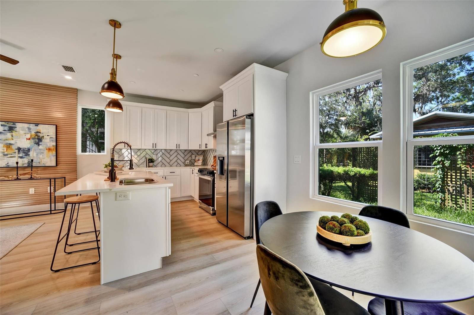 Image 14 of 37 For 18 Clark Street