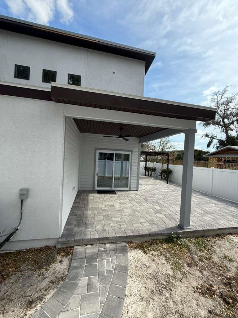 Image 28 of 37 For 18 Clark Street