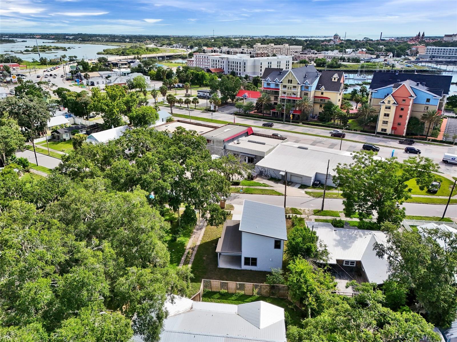 Image 35 of 37 For 18 Clark Street