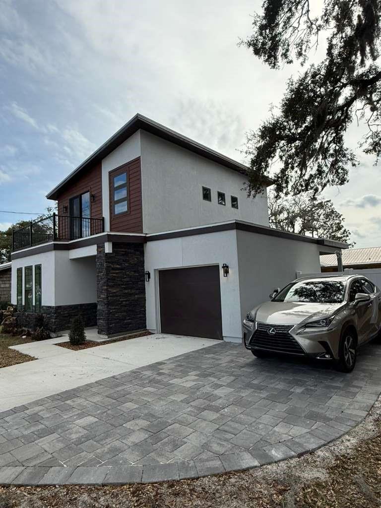 Image 4 of 37 For 18 Clark Street