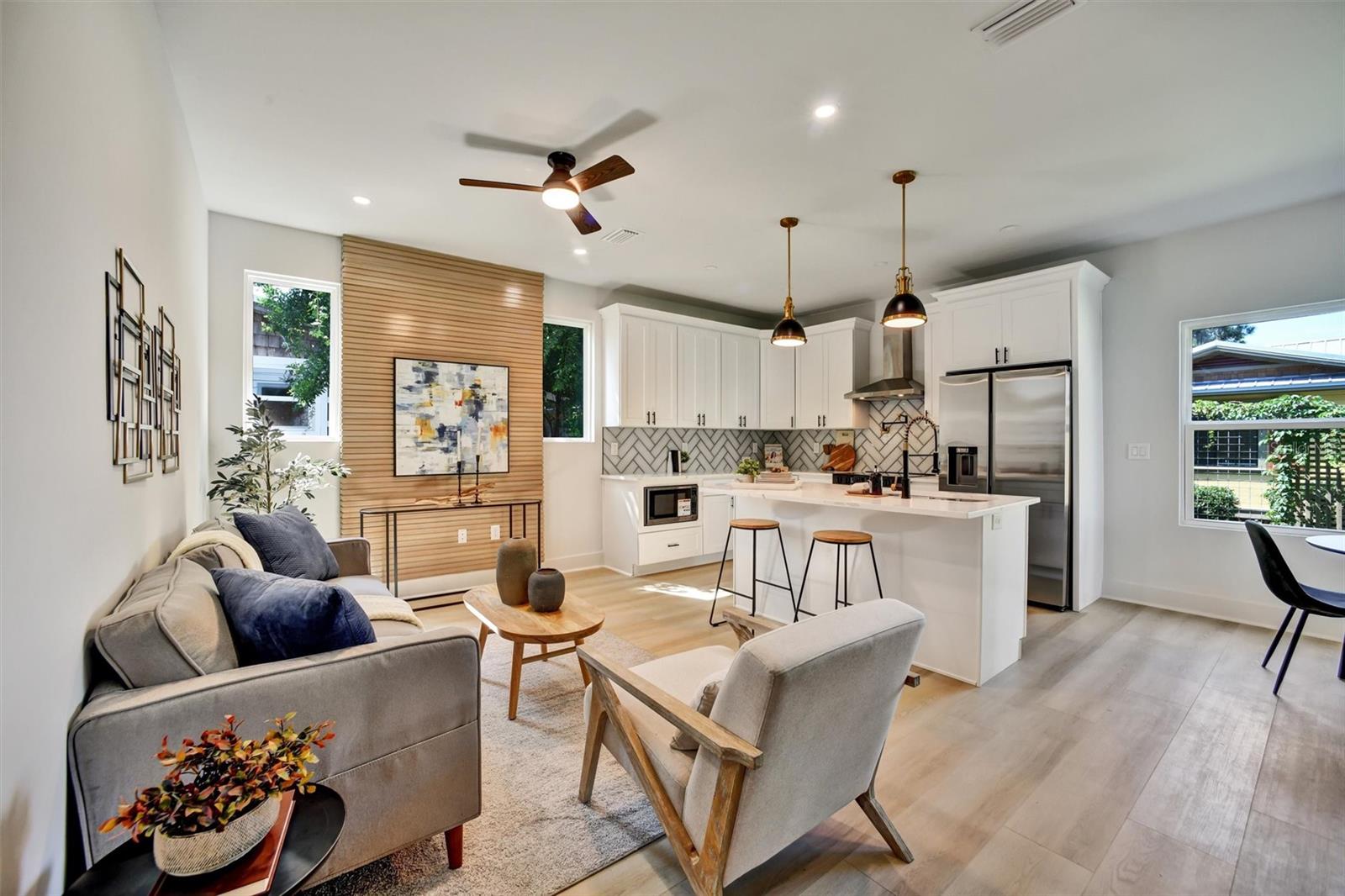 Image 8 of 37 For 18 Clark Street