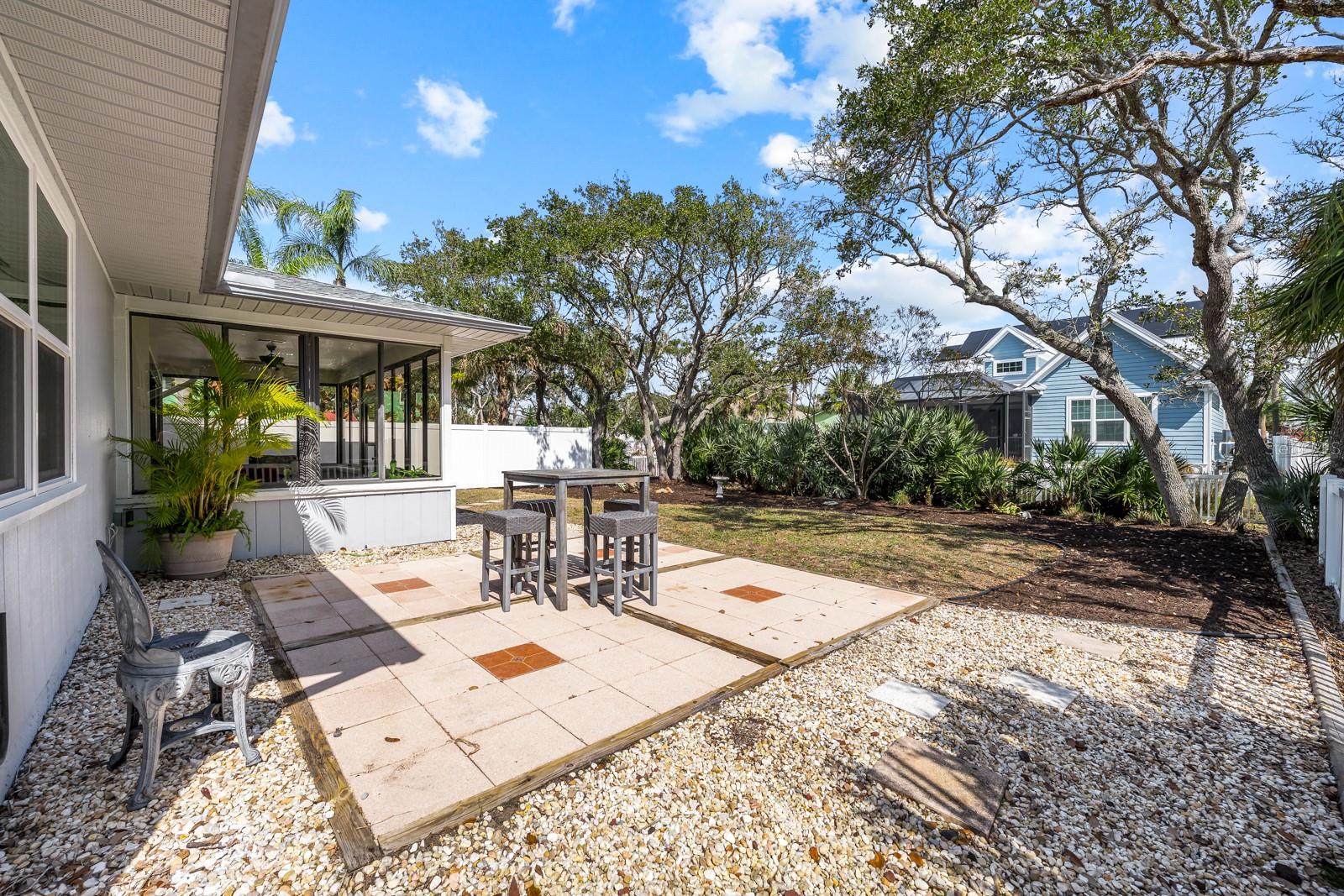 Image 38 of 63 For 2717 John Bull Street