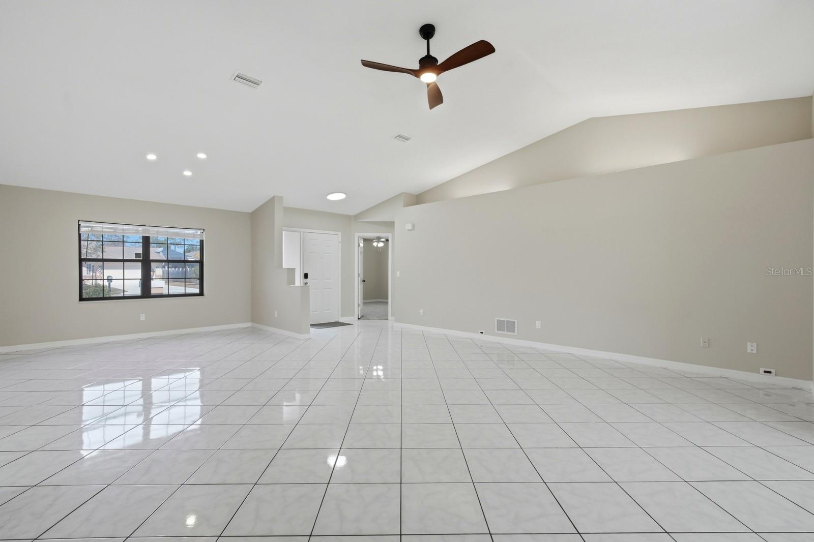 Image 15 of 57 For 34 Beth Lane